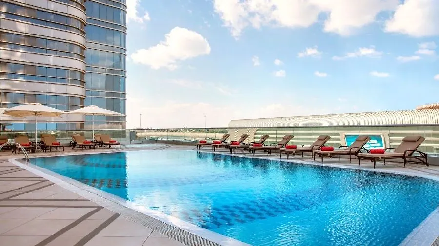 Hotel Pearl Rotana Capital Centre Abu Dhabi 4*,